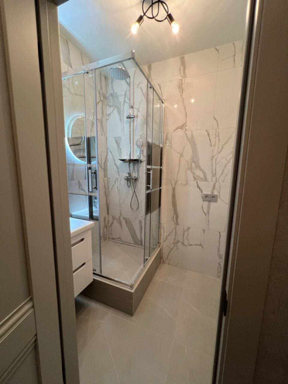 ЖК Кубанский — Санузел — душевая кабина